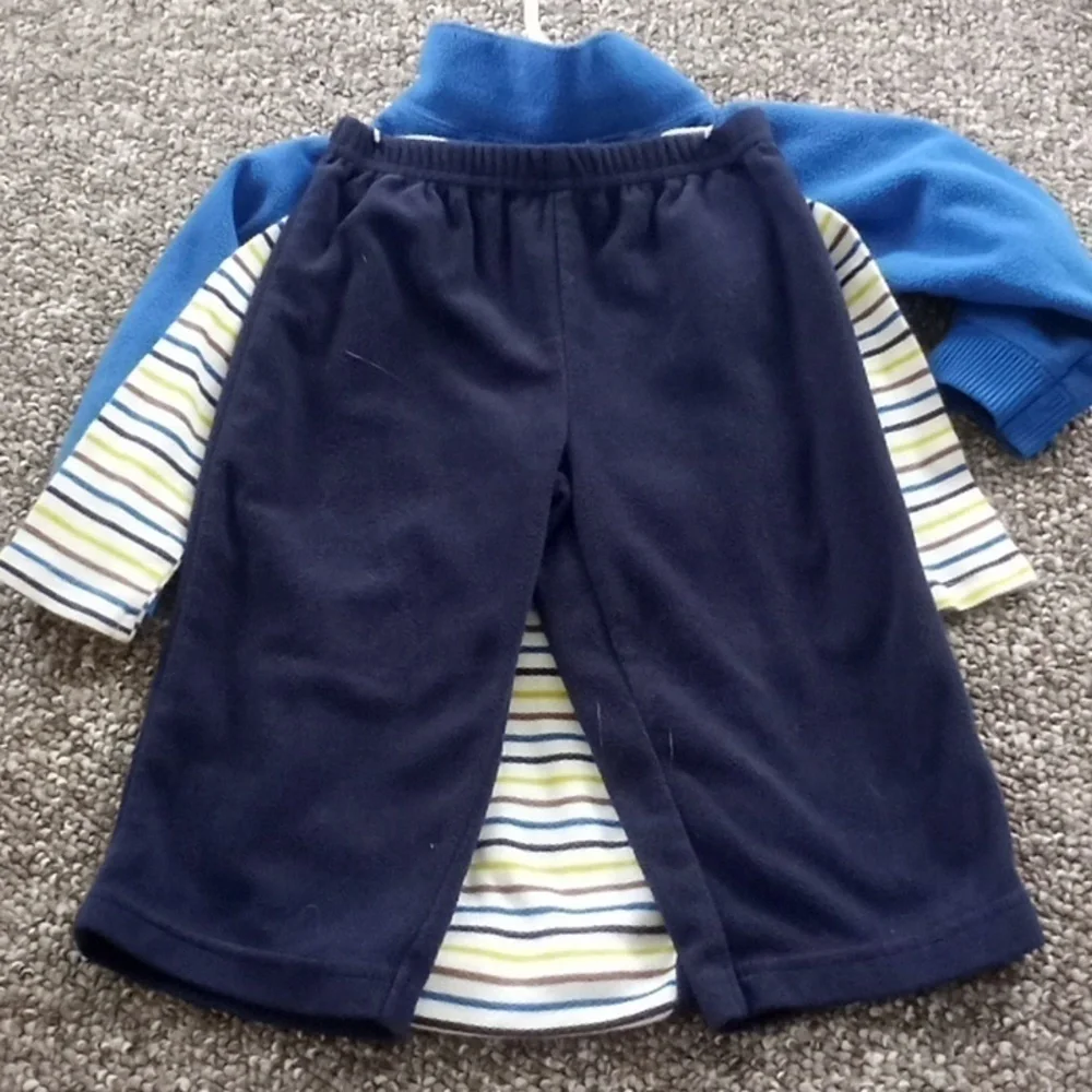 Nwot..carter's 3 pc Set- size 12 mos.